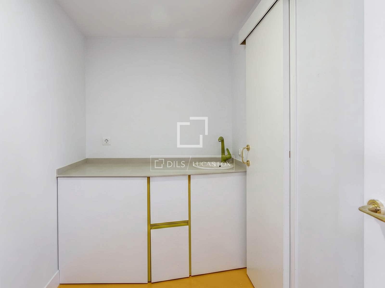4 bedroom Penthouse for rent in Madrid city with garage - € 7,000 (Ref: 9958718)