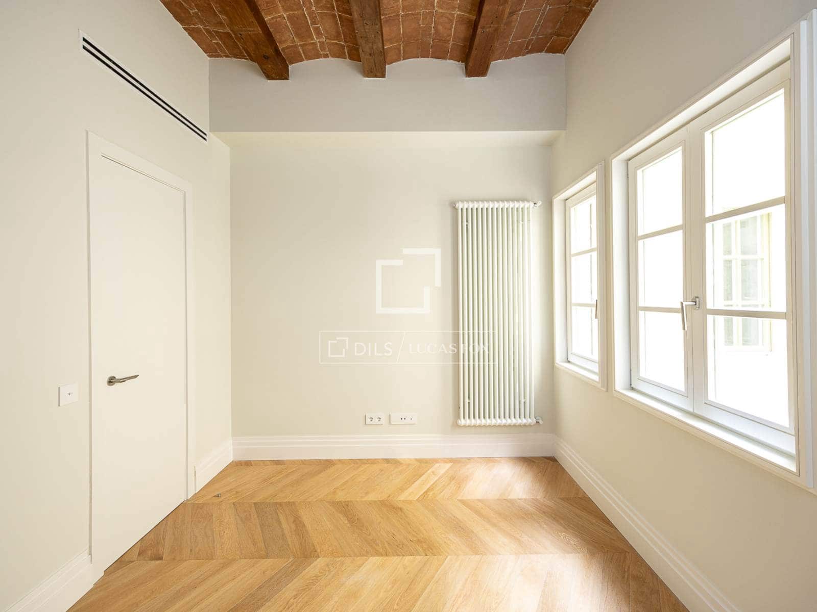 3 soverom Penthouse til salgs i Barcelona by - € 2 750 000 (Ref: 9958719)
