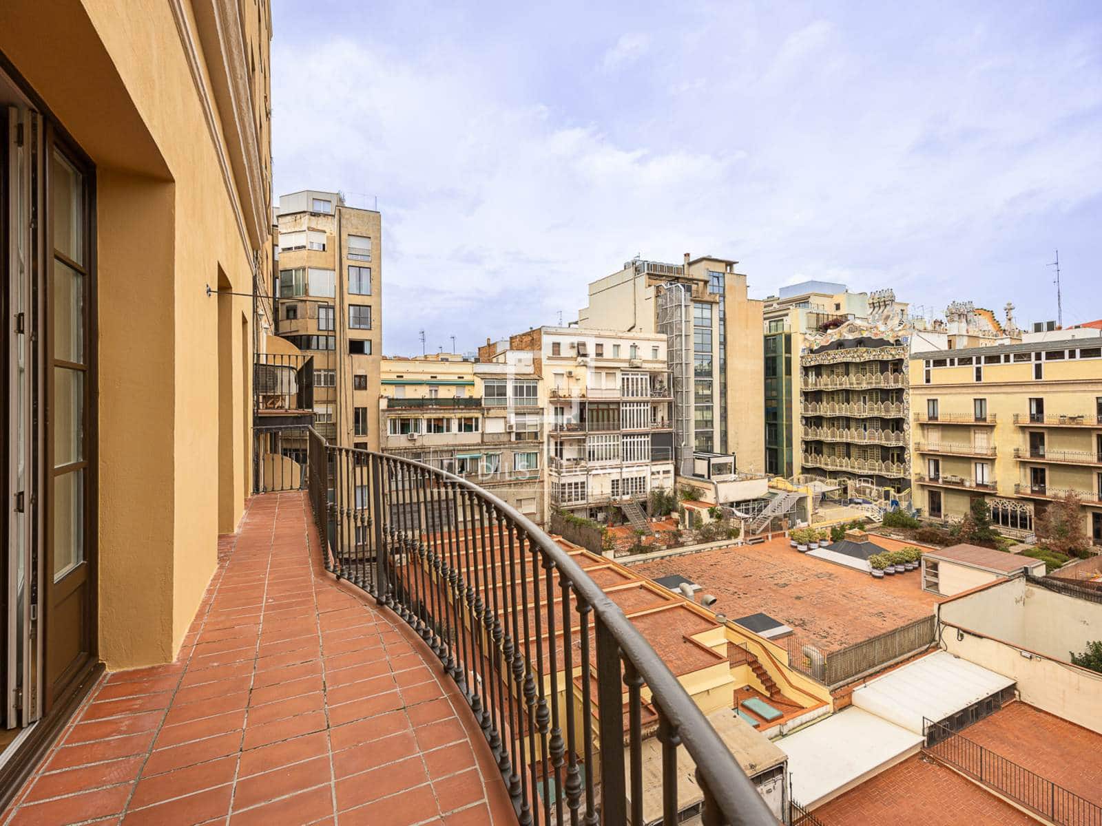 3 soverom Penthouse til salgs i Barcelona by - € 2 750 000 (Ref: 9958719)