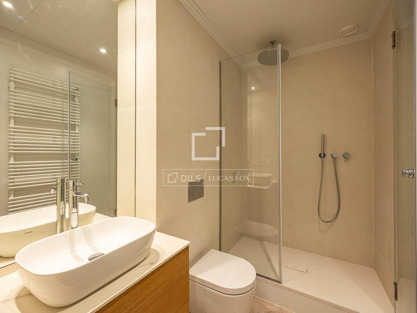 3 soverom Penthouse til salgs i Barcelona by - € 2 750 000 (Ref: 9958719)