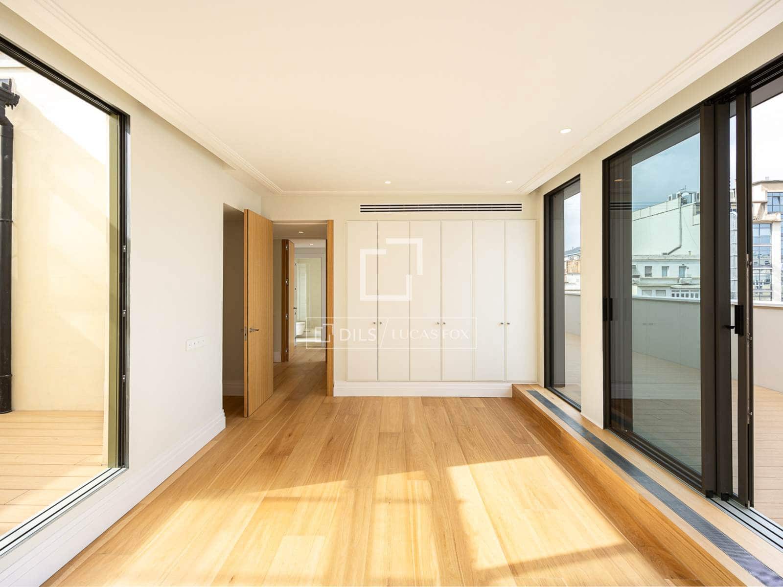 3 soverom Penthouse til salgs i Barcelona by - € 2 750 000 (Ref: 9958719)