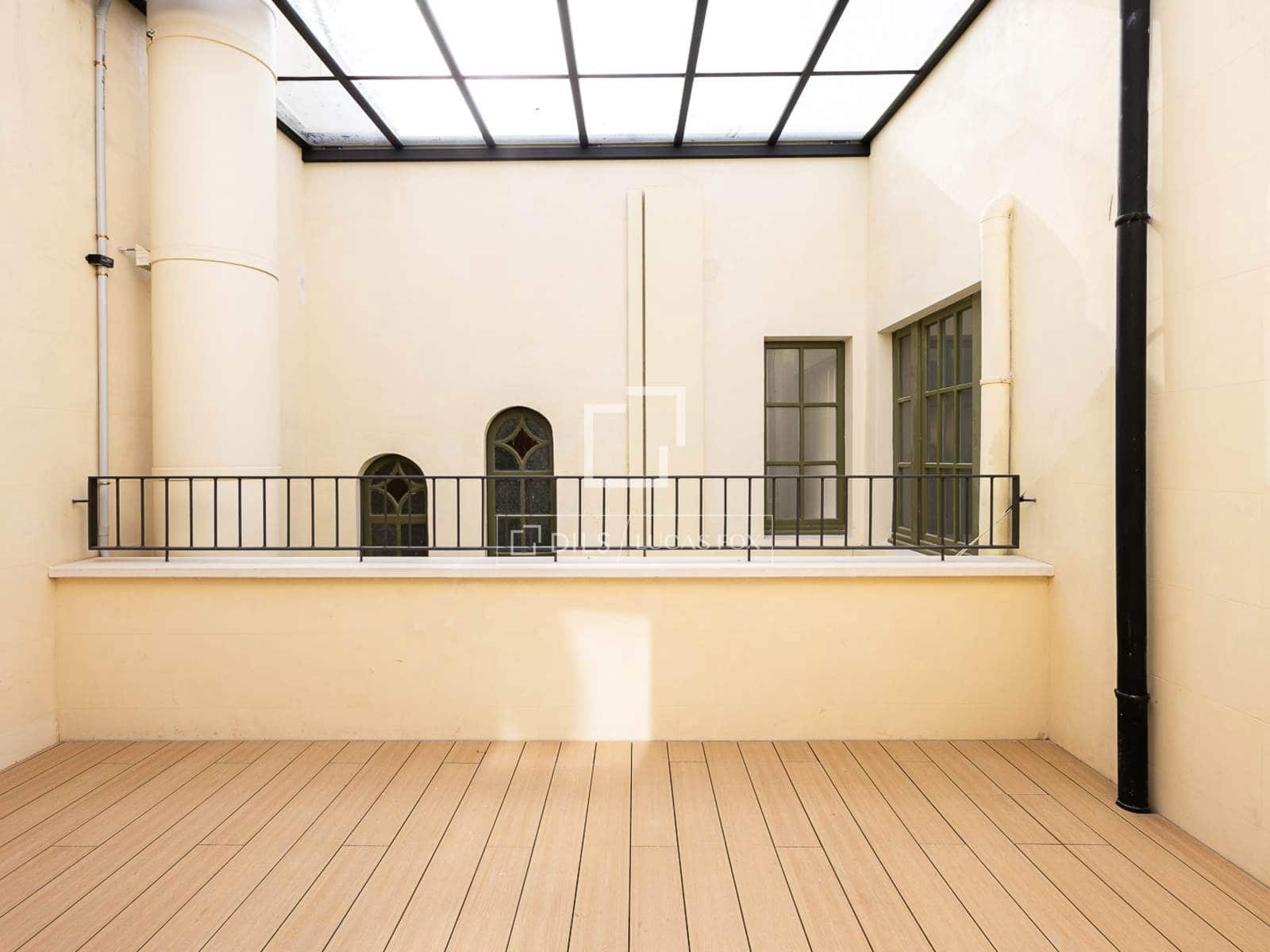 3 soverom Penthouse til salgs i Barcelona by - € 2 750 000 (Ref: 9958719)