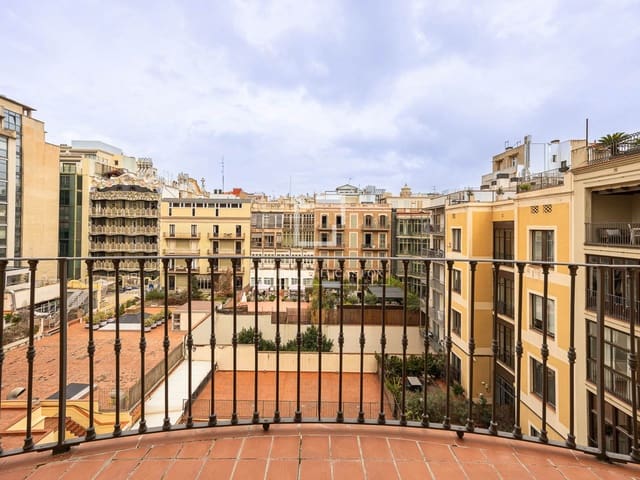 3 soverom Penthouse til salgs i Barcelona by - € 2 750 000 (Ref: 9958719)