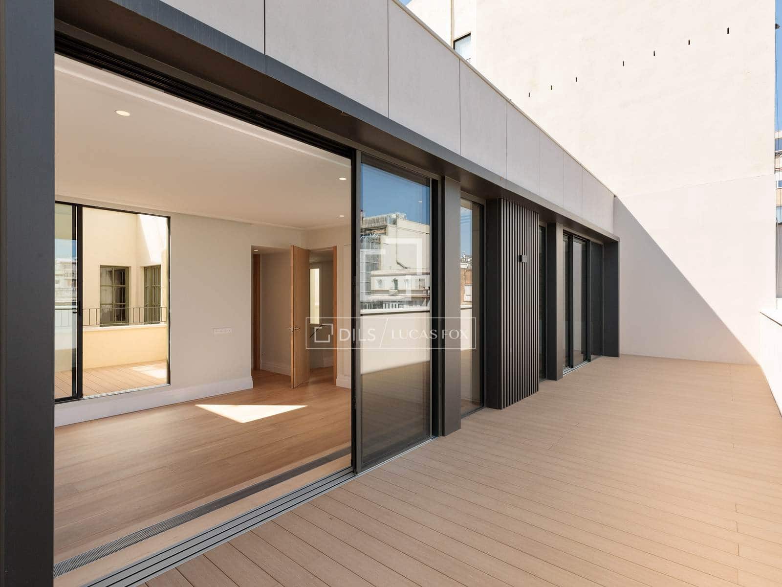 3 soverom Penthouse til salgs i Barcelona by - € 2 750 000 (Ref: 9958719)