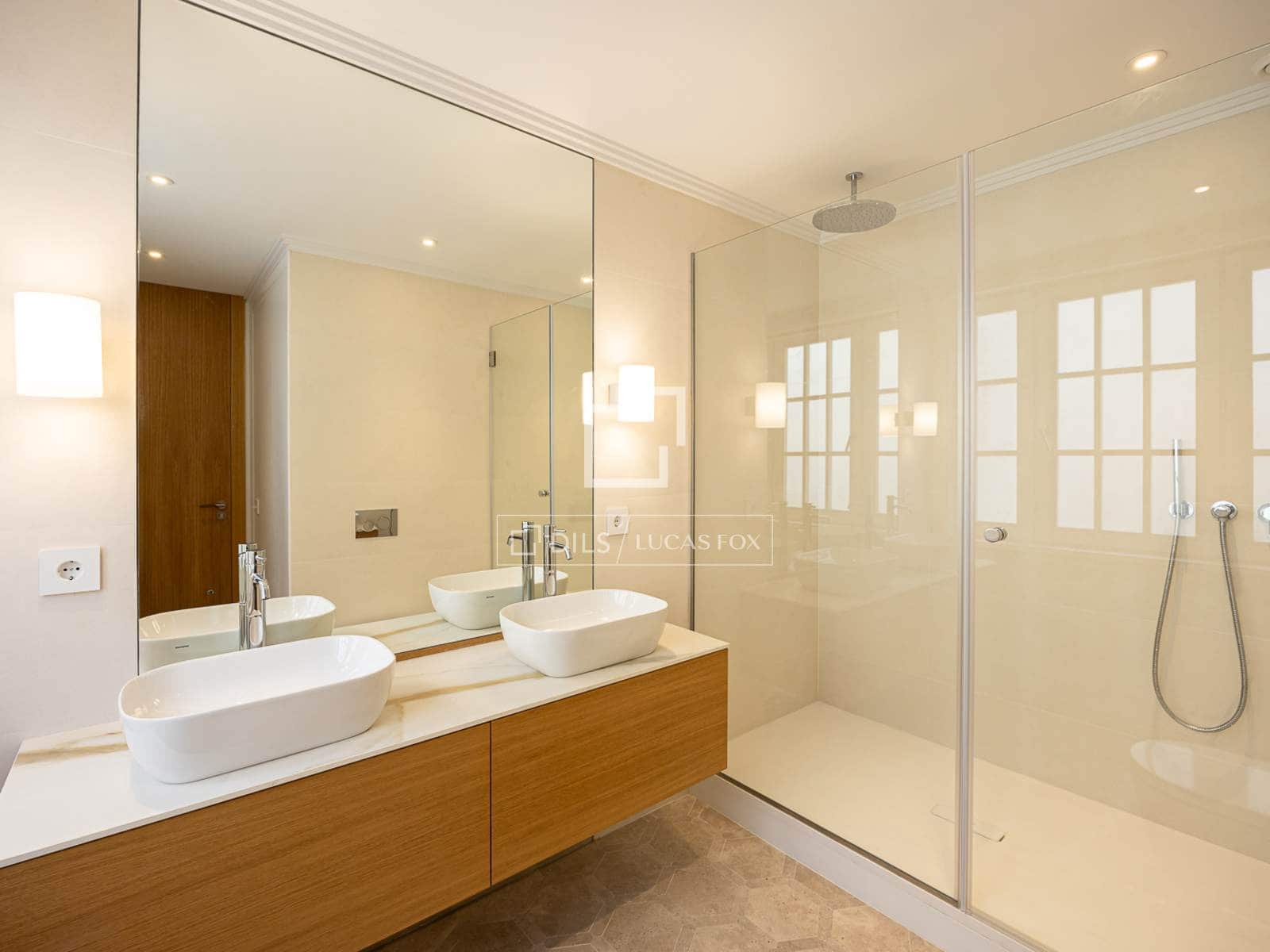 3 soverom Penthouse til salgs i Barcelona by - € 2 750 000 (Ref: 9958719)