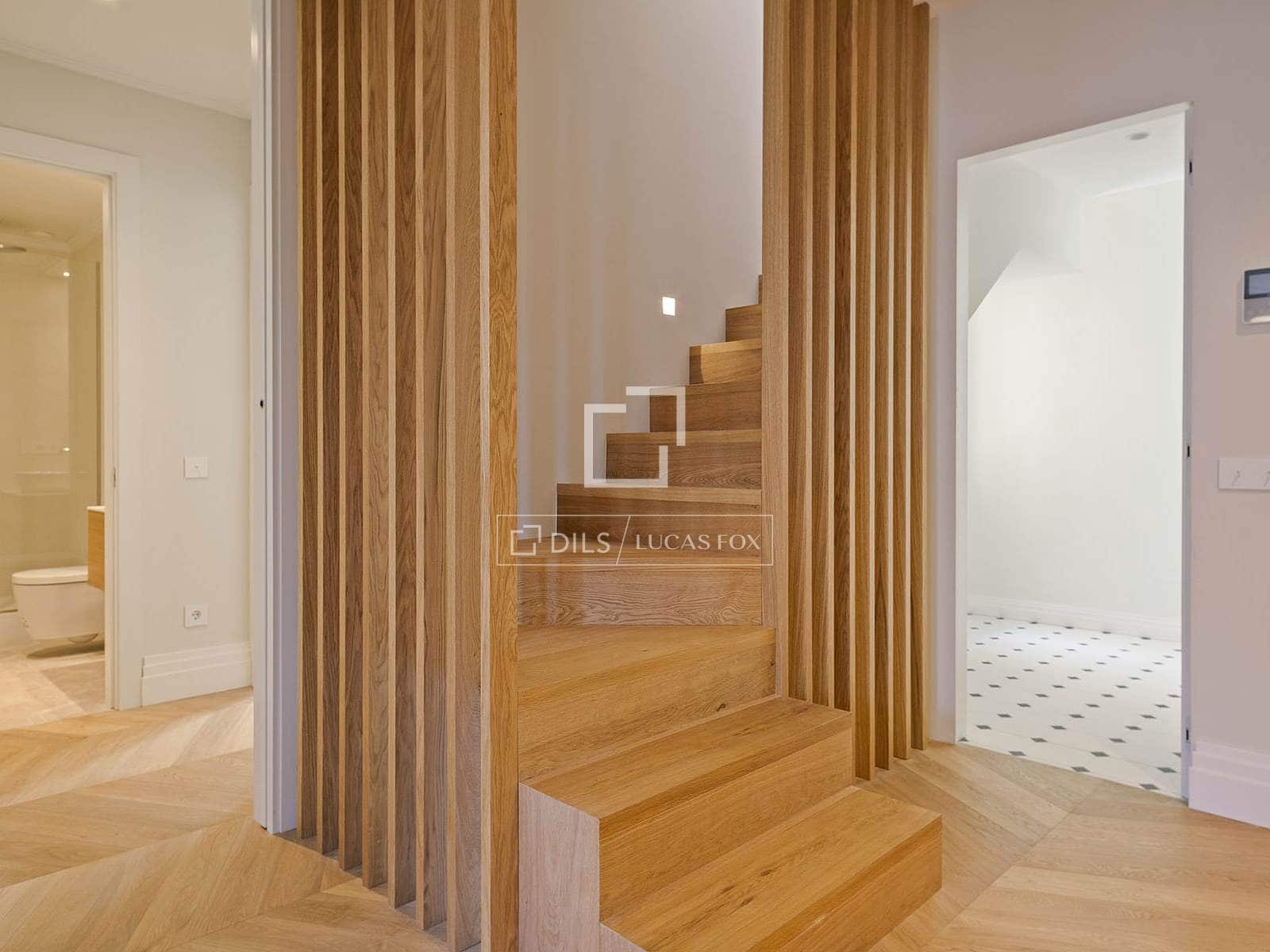 3 soverom Penthouse til salgs i Barcelona by - € 2 700 000 (Ref: 9958720)
