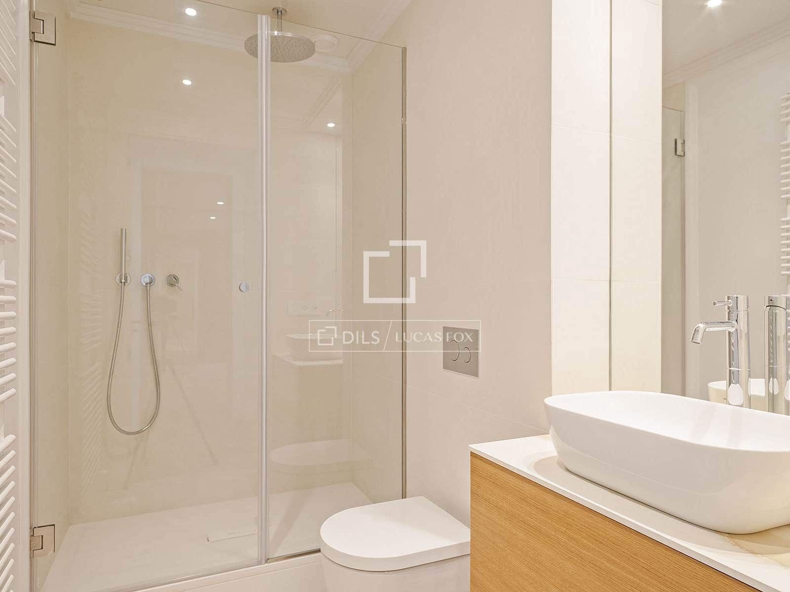 3 soverom Penthouse til salgs i Barcelona by - € 2 700 000 (Ref: 9958720)