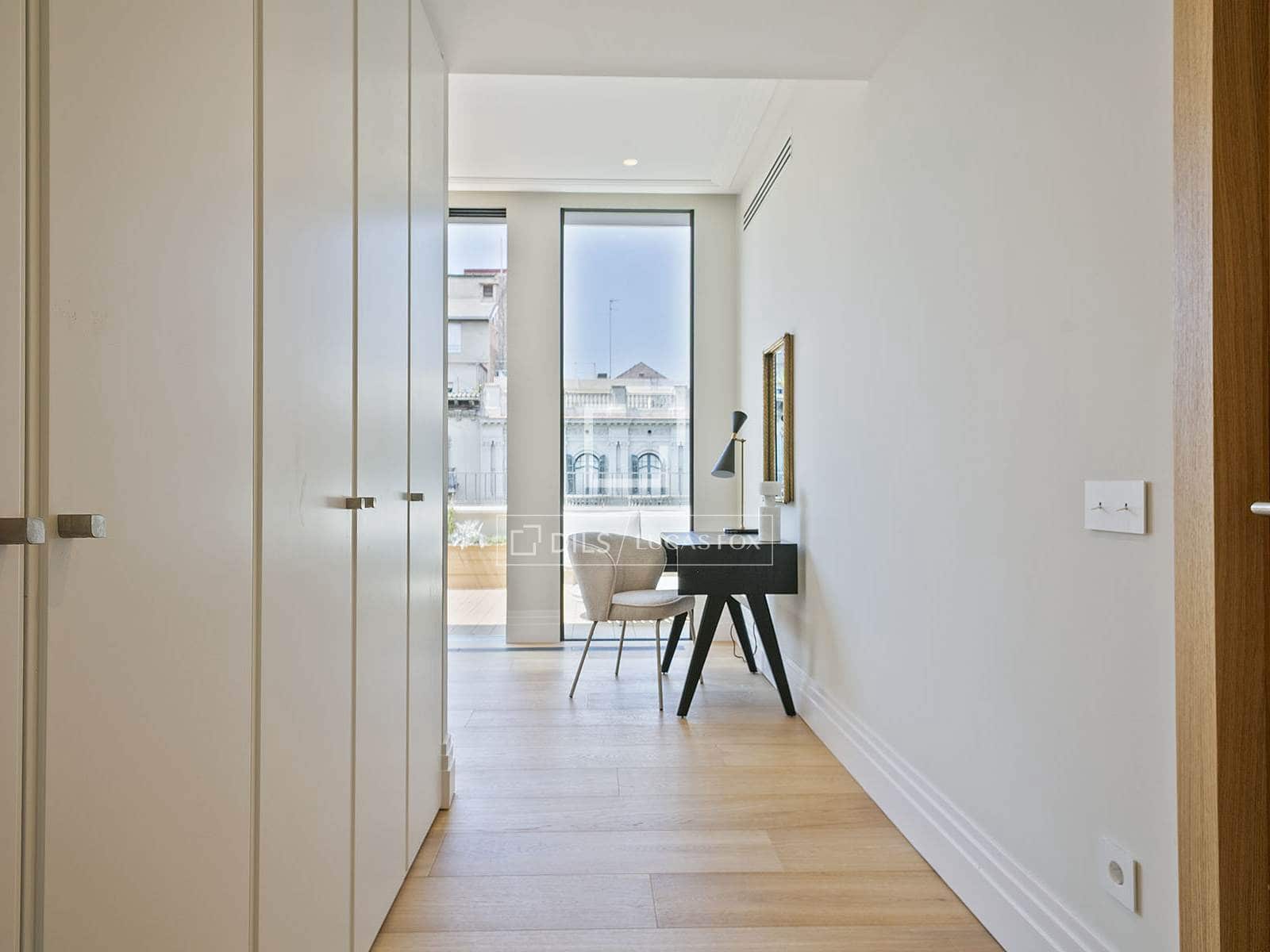 3 soverom Penthouse til salgs i Barcelona by - € 2 700 000 (Ref: 9958720)