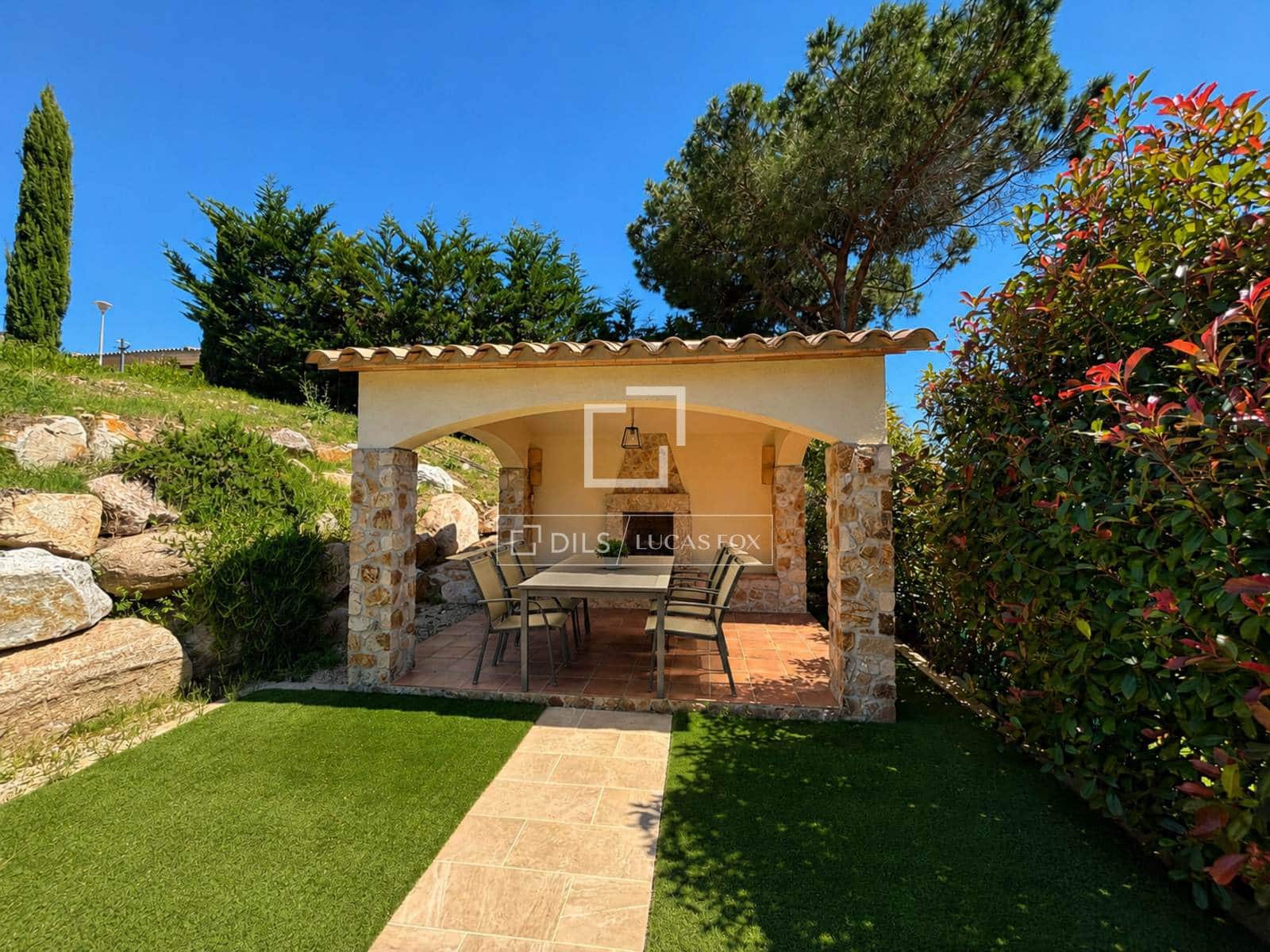 4 bedroom Villa for sale in Platja d'Aro with pool garage - € 995,000 (Ref: 9958816)