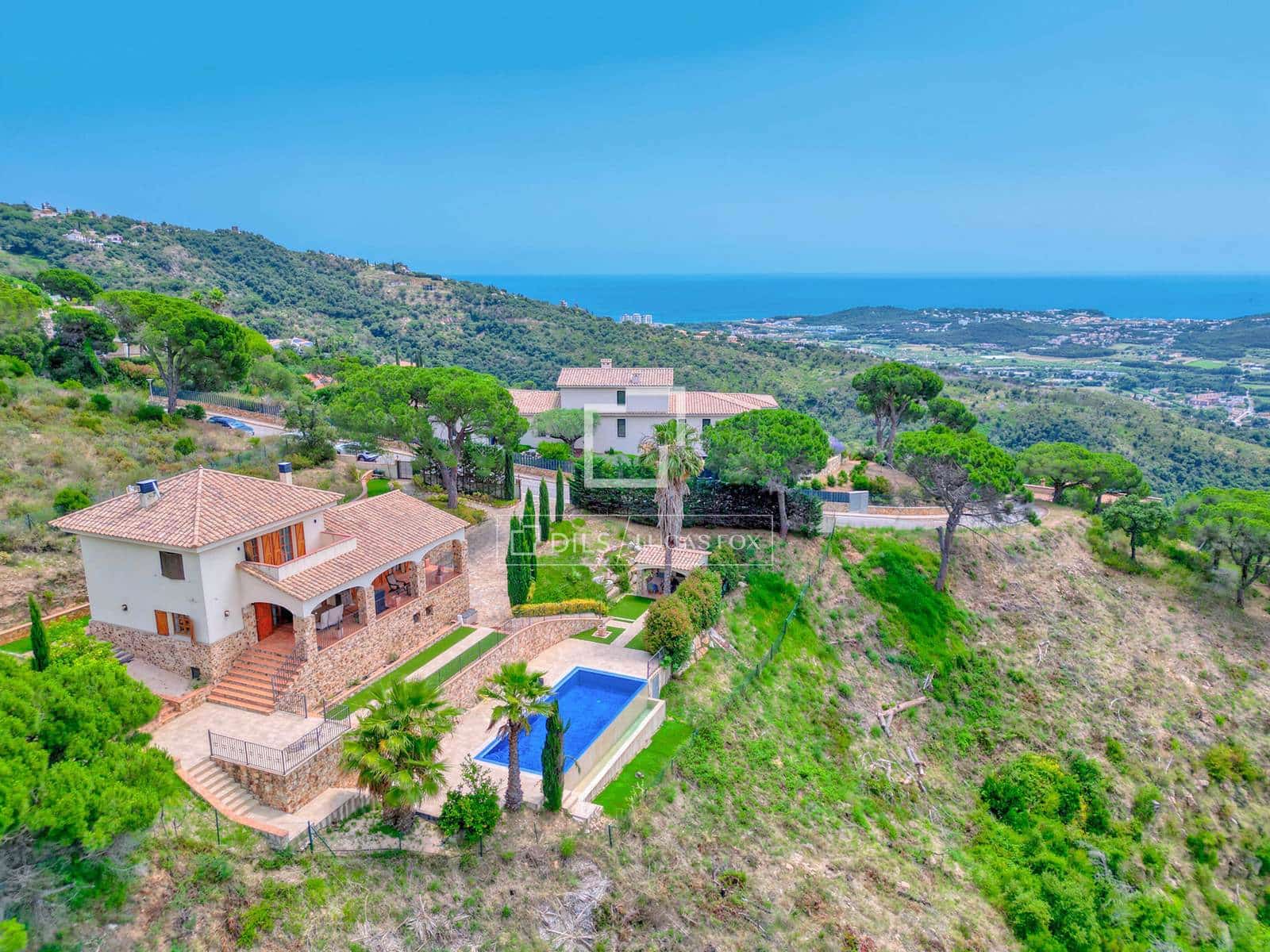 4 bedroom Villa for sale in Platja d'Aro with pool garage - € 995,000 (Ref: 9958816)