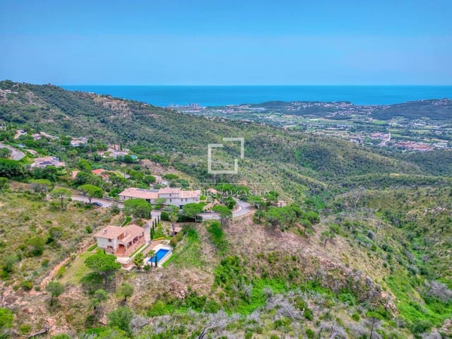 4 bedroom Villa for sale in Platja d'Aro, Castell-Platja d'Aro with pool garage - € 995,000 (Ref: 9958816)