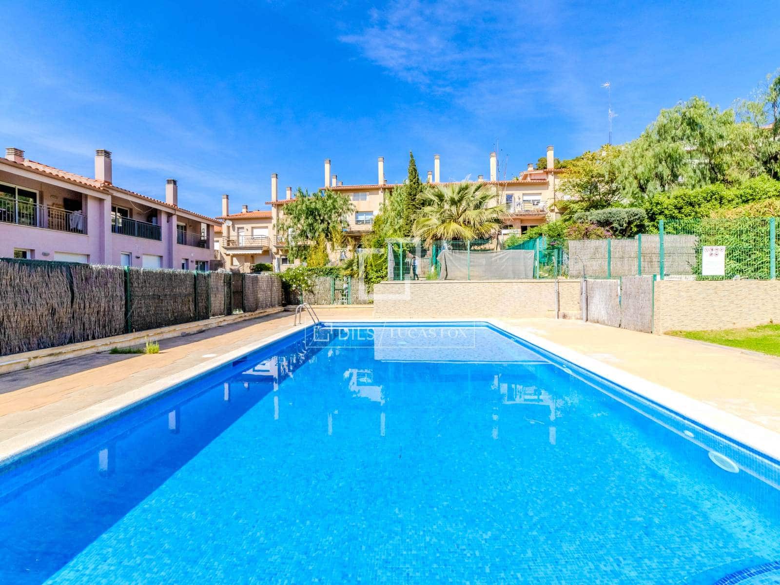 5 sovrum Villa till salu i Sitges med pool garage - 680 000 € (Ref: 9958817)