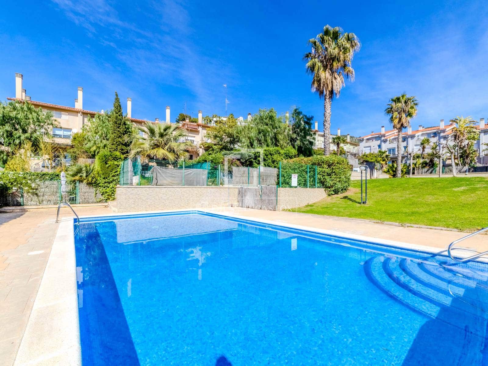 5 sovrum Villa till salu i Sitges med pool garage - 680 000 € (Ref: 9958817)