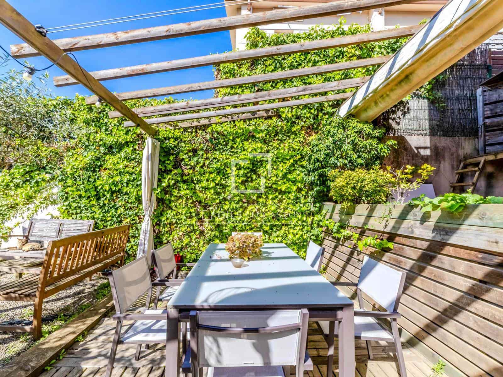5 sovrum Villa till salu i Sitges med pool garage - 680 000 € (Ref: 9958817)