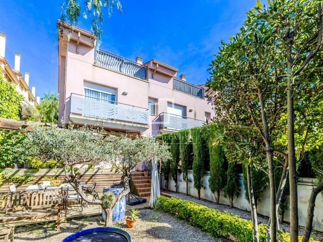 5 sypialnia Willa na sprzedaż w Sitges z basenem garażem - 680 000 € (Ref: 9958817)