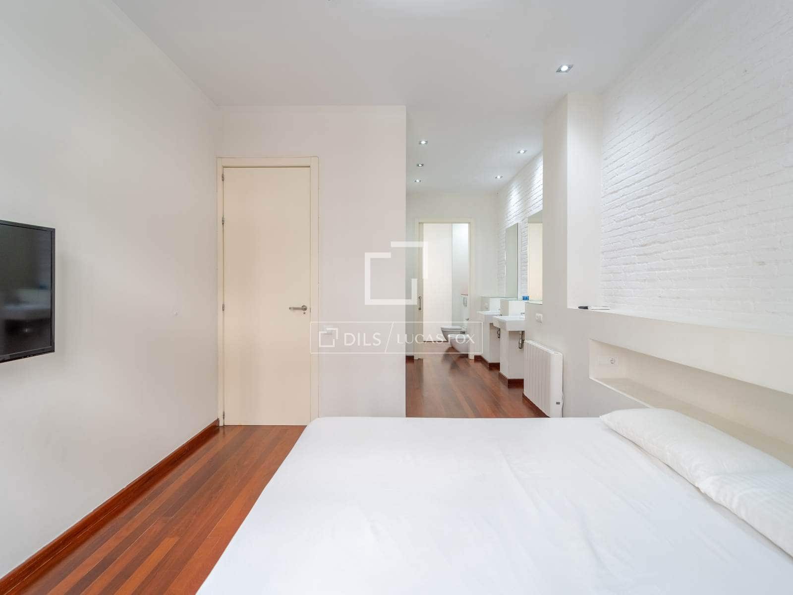 Appartement de 2 chambres à louer à Valence ville - 2 100 € (Ref: 9958876)