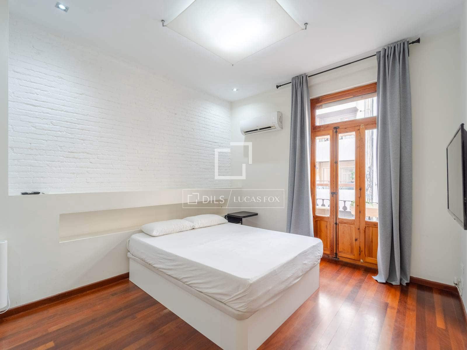 Appartement de 2 chambres à louer à Valence ville - 2 100 € (Ref: 9958876)