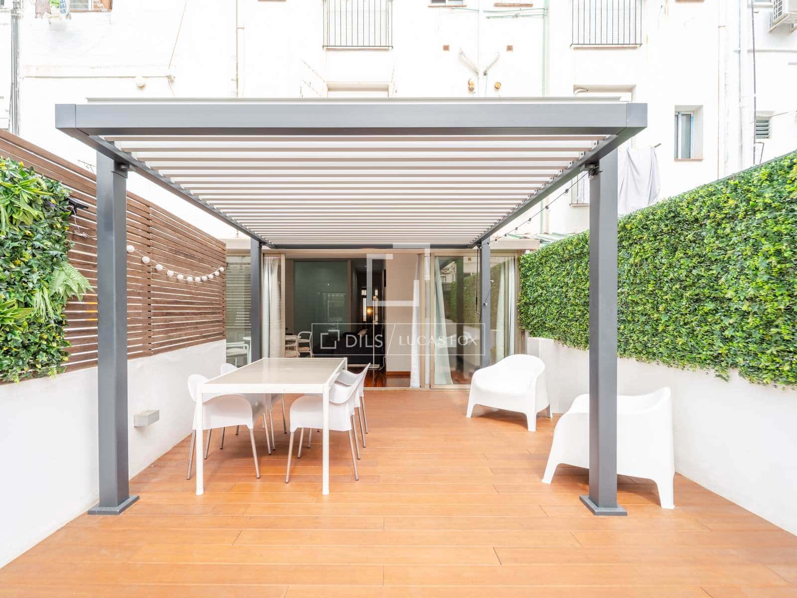 Appartement de 2 chambres à louer à Valence ville - 2 100 € (Ref: 9958876)