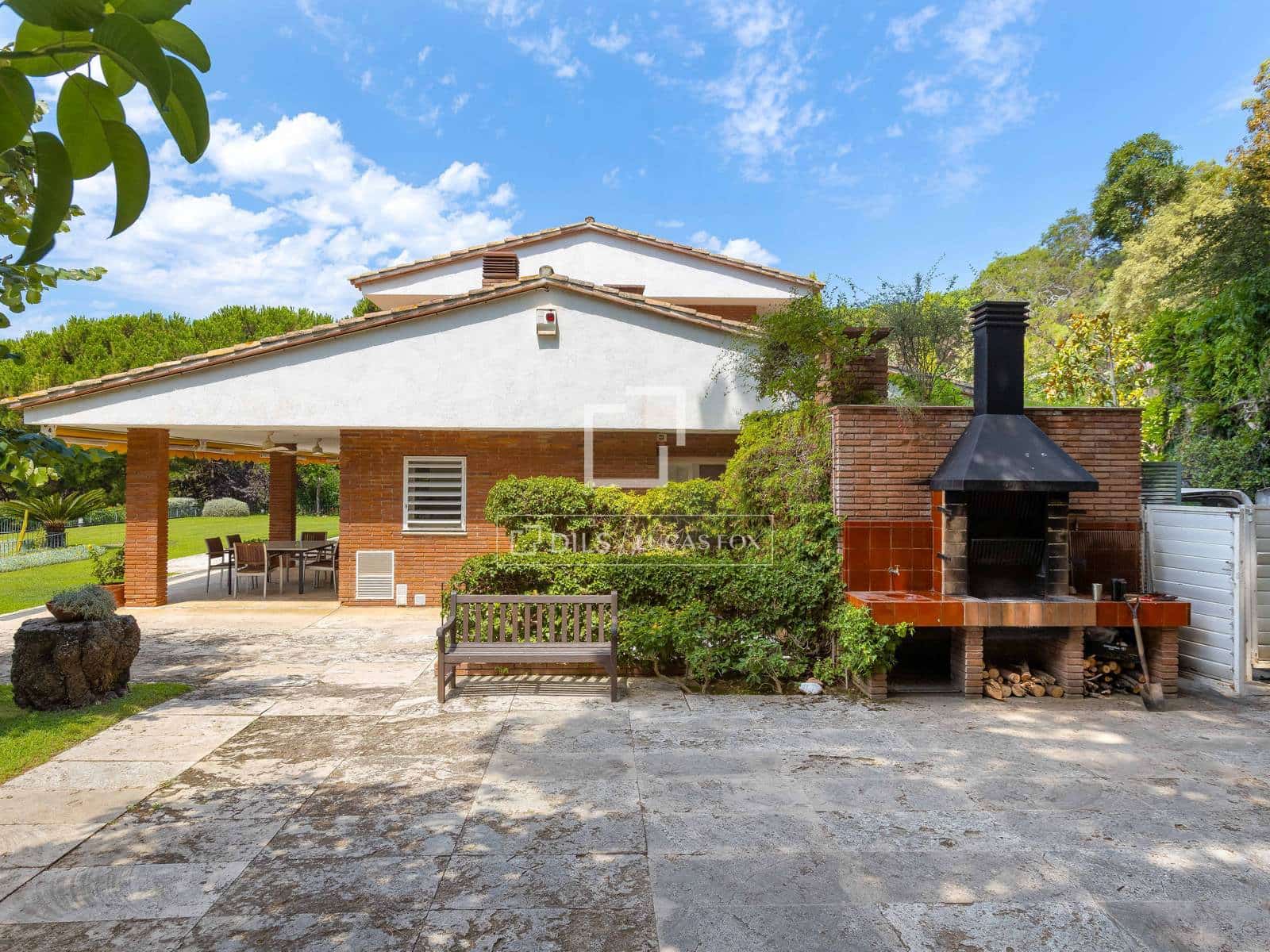 7 soverom Villa til salgs i Sant Vicenc de Montalt med svømmebasseng garasje - € 2 500 000 (Ref: 9961165)