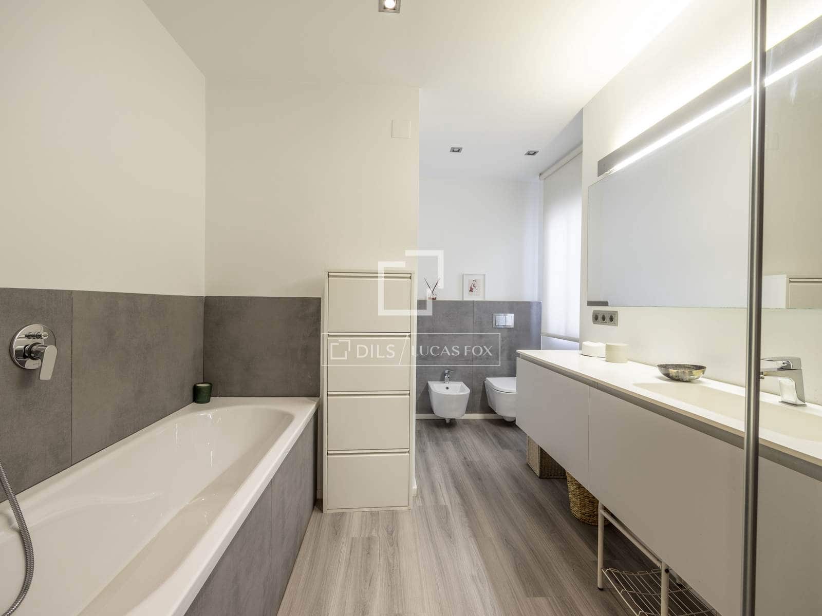 4 chambre Penthouse à vendre à Valence ville avec garage - 1 600 000 € (Ref: 9961167)