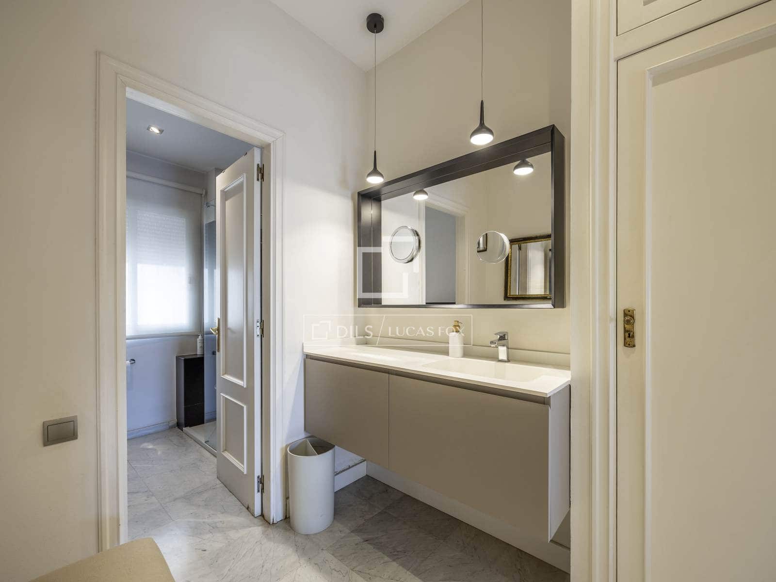 4 chambre Penthouse à vendre à Valence ville avec garage - 1 600 000 € (Ref: 9961167)