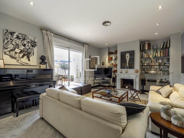 4 chambre Penthouse à vendre à Valence ville avec garage - 1 600 000 € (Ref: 9961167)