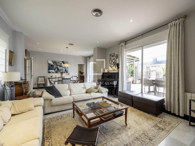 4 chambre Penthouse à vendre à Valence ville avec garage - 1 600 000 € (Ref: 9961167)