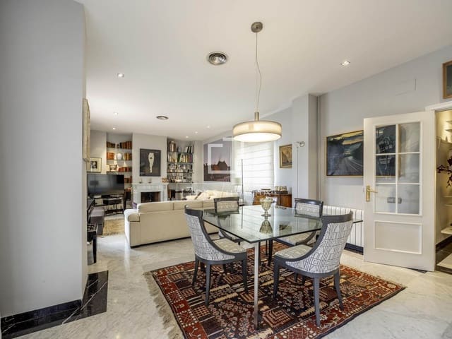 4 chambre Penthouse à vendre à Valence ville avec garage - 1 600 000 € (Ref: 9961167)
