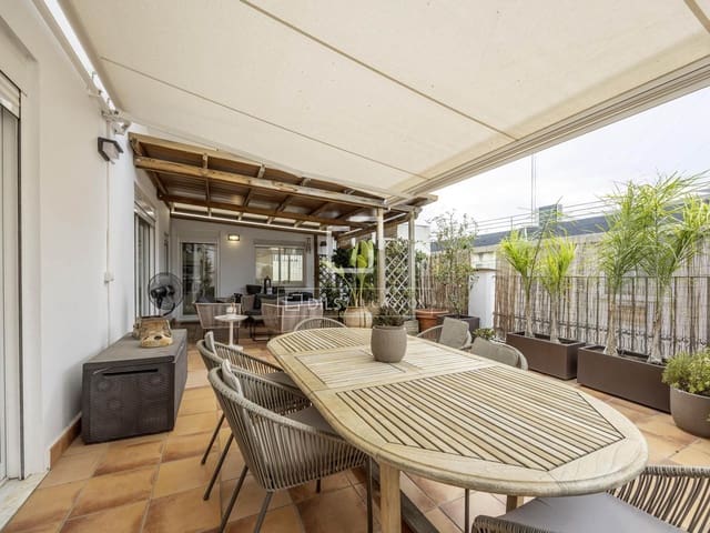 4 chambre Penthouse à vendre à Valence ville avec garage - 1 600 000 € (Ref: 9961167)