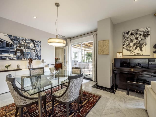 4 chambre Penthouse à vendre à Valence ville avec garage - 1 600 000 € (Ref: 9961167)