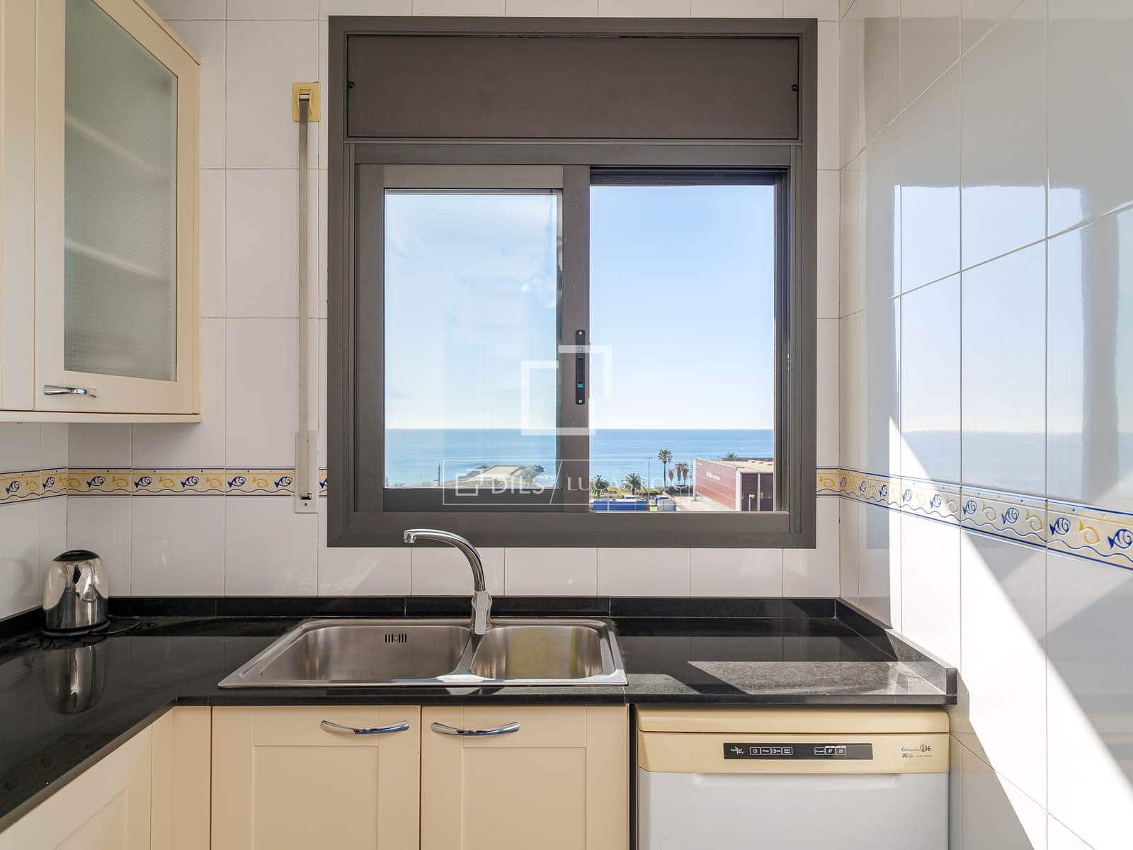 4 sovrum Lägenhet att hyra i Barcelona stad med garage - 3 200 € (Ref: 9961510)
