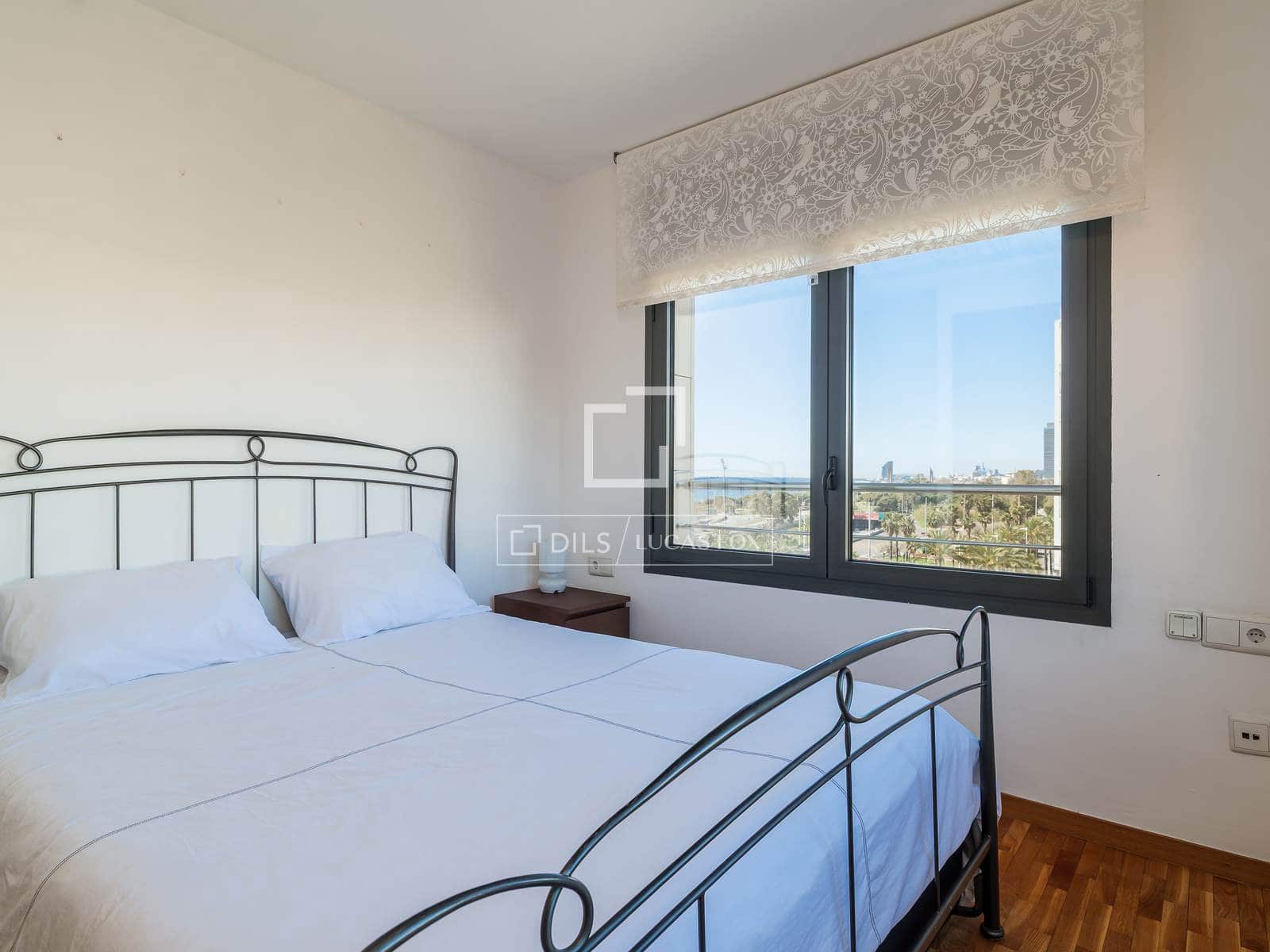 4 sovrum Lägenhet att hyra i Barcelona stad med garage - 3 200 € (Ref: 9961510)