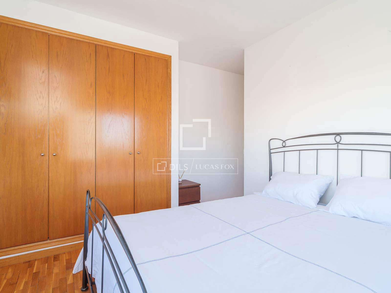 4 sovrum Lägenhet att hyra i Barcelona stad med garage - 3 200 € (Ref: 9961510)