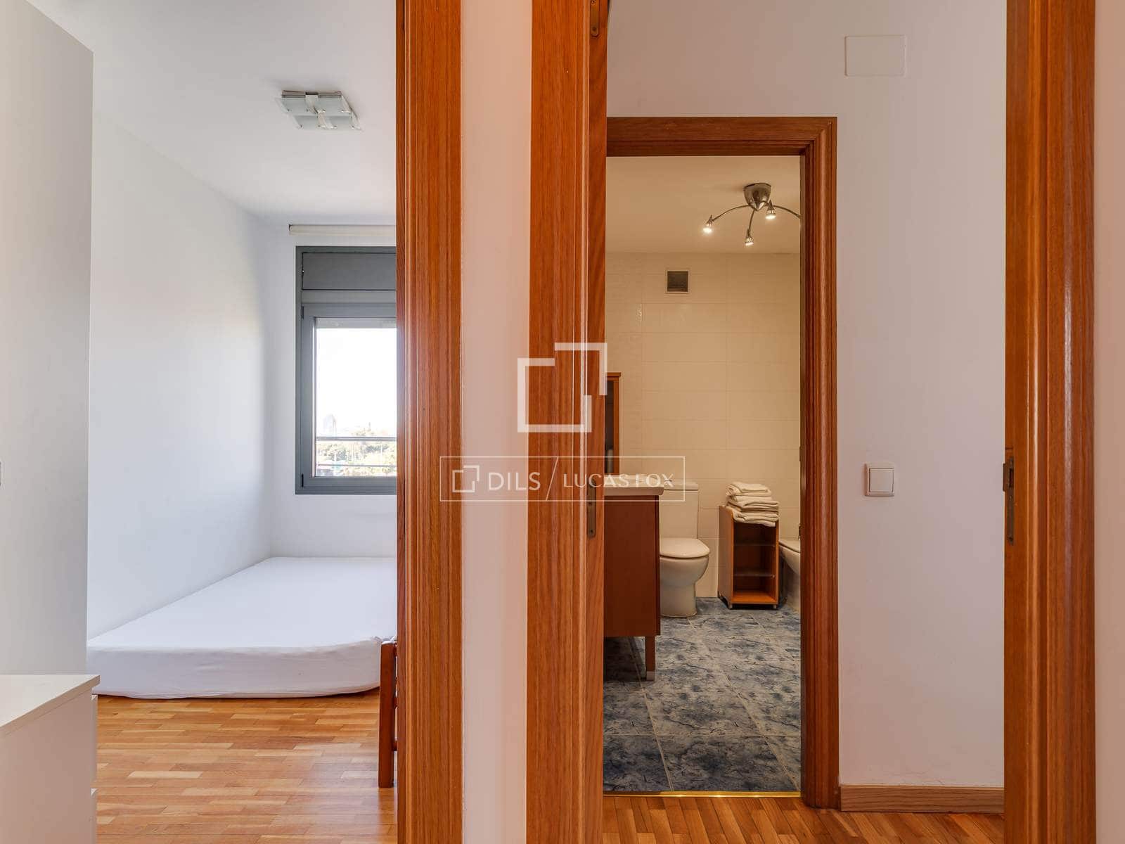 4 sovrum Lägenhet att hyra i Barcelona stad med garage - 3 200 € (Ref: 9961510)