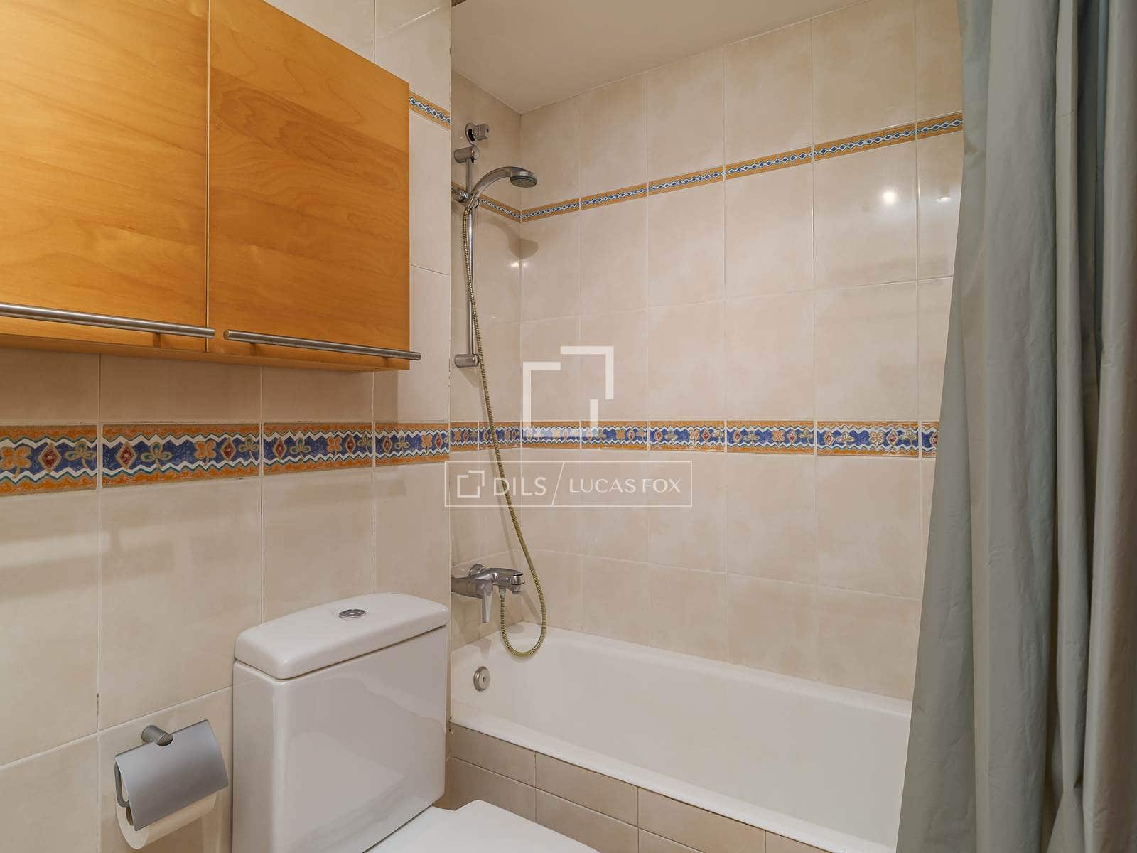 4 sovrum Lägenhet att hyra i Barcelona stad med garage - 3 200 € (Ref: 9961510)