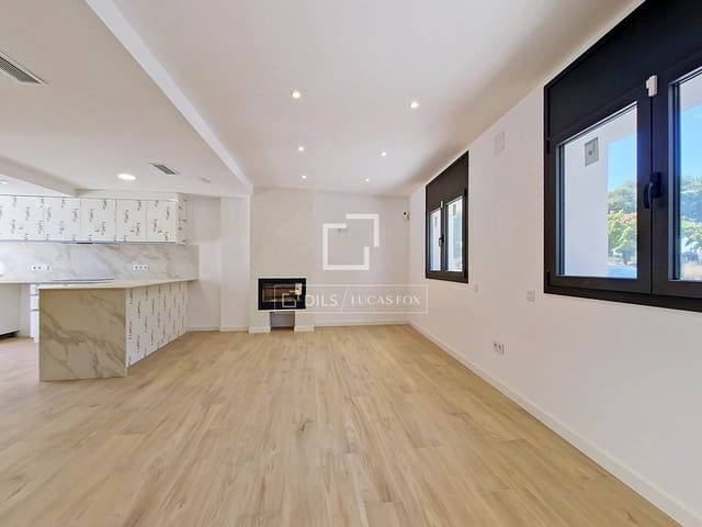 3 chambre Villa/Maison à vendre à Vilanova i la Geltrú avec garage - 595 000 € (Ref: 9961512)