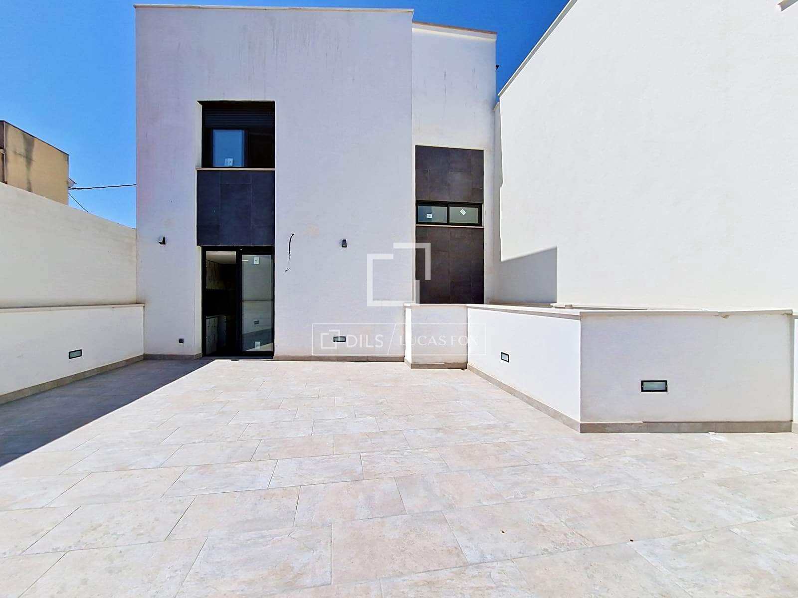 3 bedroom Villa for sale in Vilanova i la Geltru with garage - € 595,000 (Ref: 9961512)