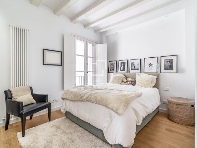 3 soveværelse Lejlighed til salg i Barcelona by - € 860.000 (Ref: 9961600)