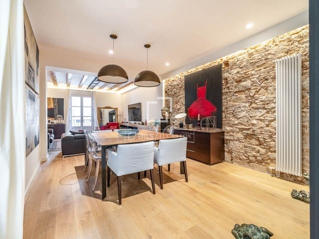 3 soveværelse Lejlighed til salg i Barcelona by - € 860.000 (Ref: 9961600)