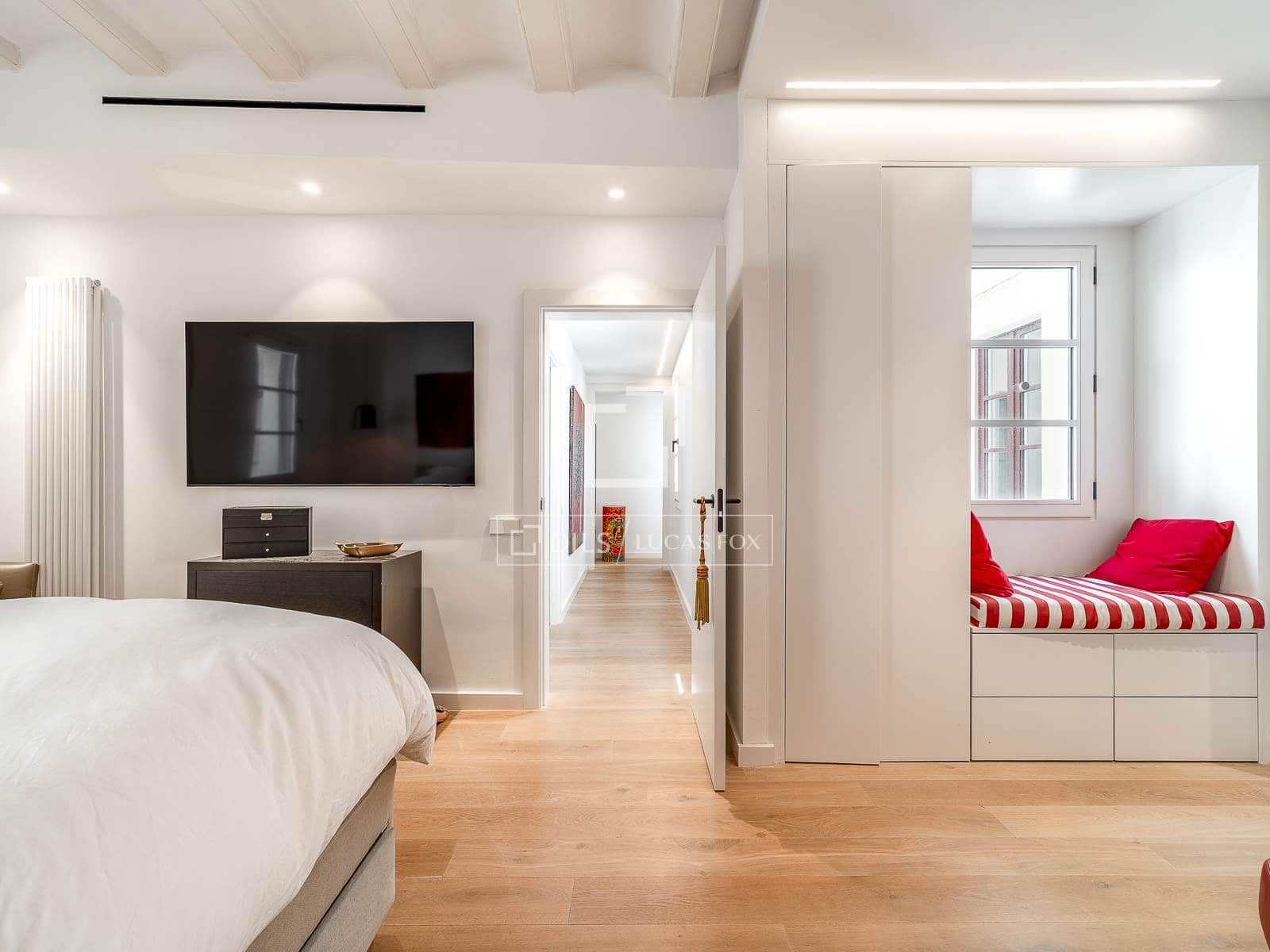 3 soveværelse Lejlighed til salg i Barcelona by - € 860.000 (Ref: 9961600)