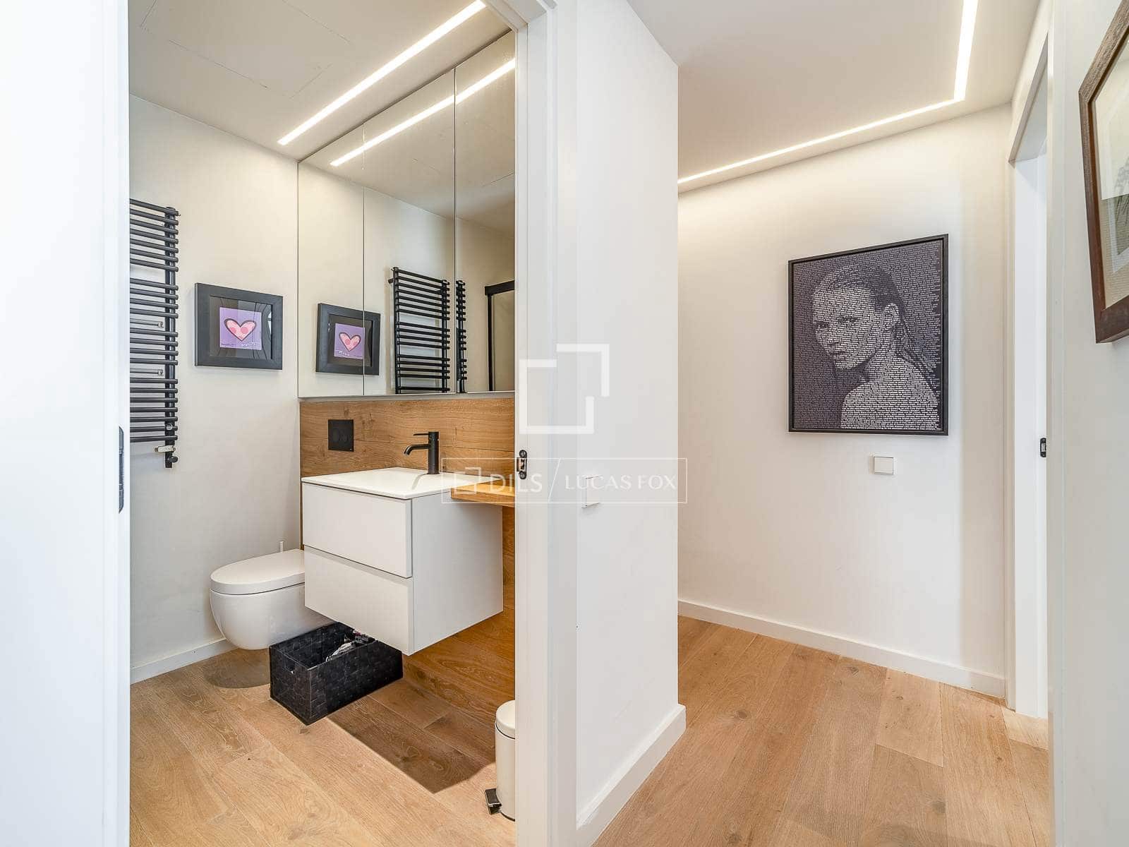 3 soveværelse Lejlighed til salg i Barcelona by - € 860.000 (Ref: 9961600)