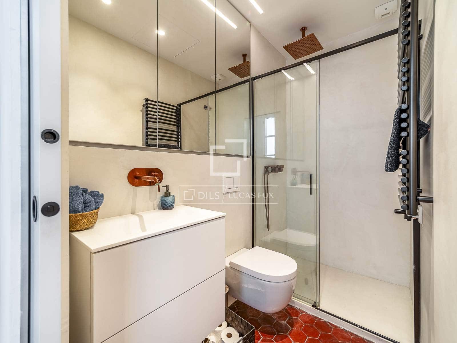 3 soveværelse Lejlighed til salg i Barcelona by - € 860.000 (Ref: 9961600)