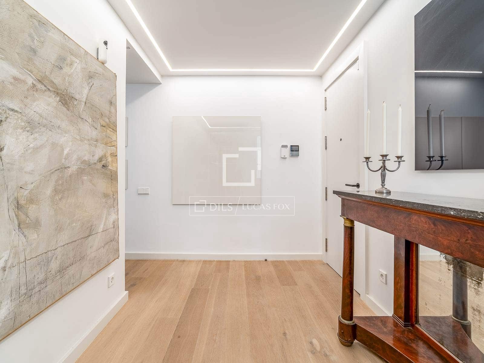 3 soveværelse Lejlighed til salg i Barcelona by - € 860.000 (Ref: 9961600)