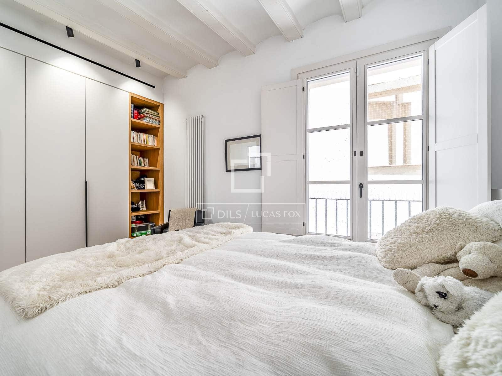 3 soveværelse Lejlighed til salg i Barcelona by - € 860.000 (Ref: 9961600)