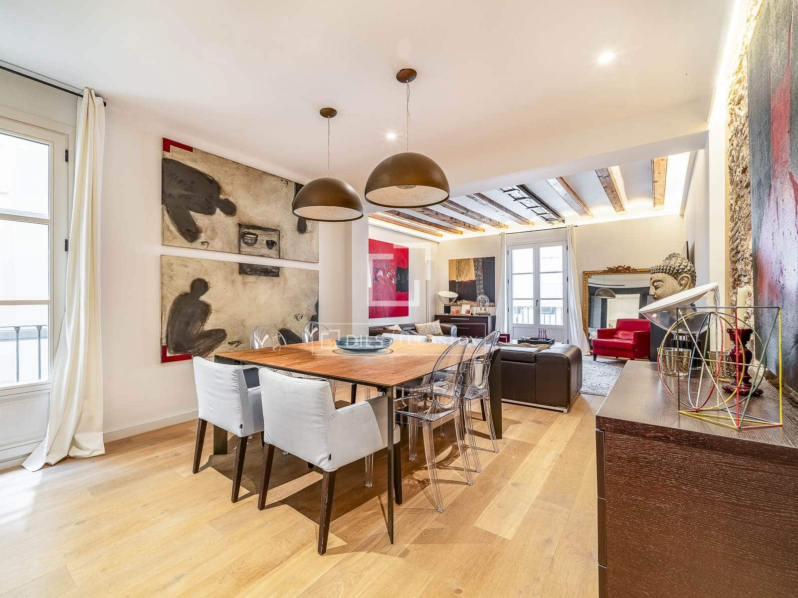 3 soveværelse Lejlighed til salg i Barcelona by - € 860.000 (Ref: 9961600)