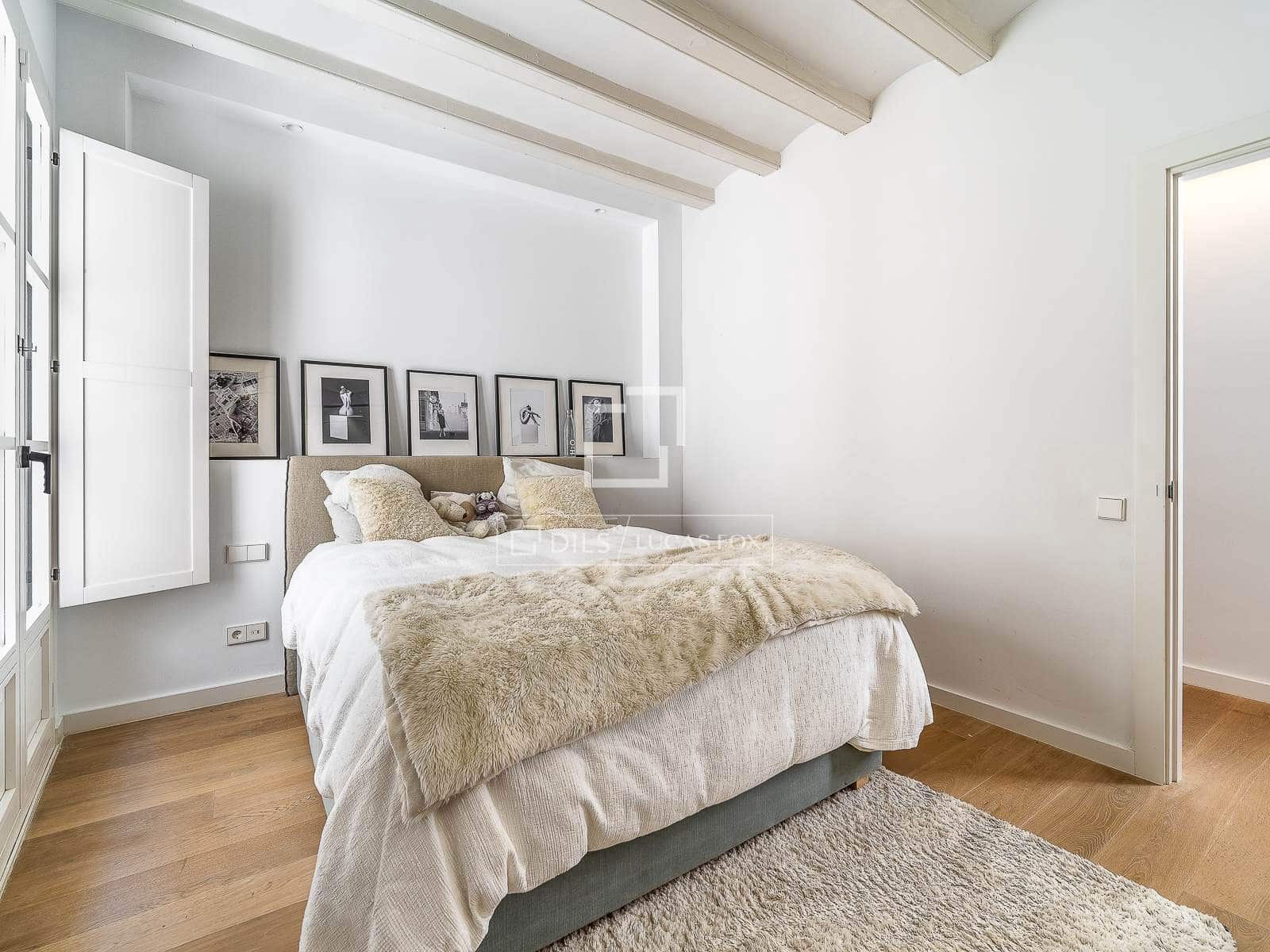 3 soveværelse Lejlighed til salg i Barcelona by - € 860.000 (Ref: 9961600)