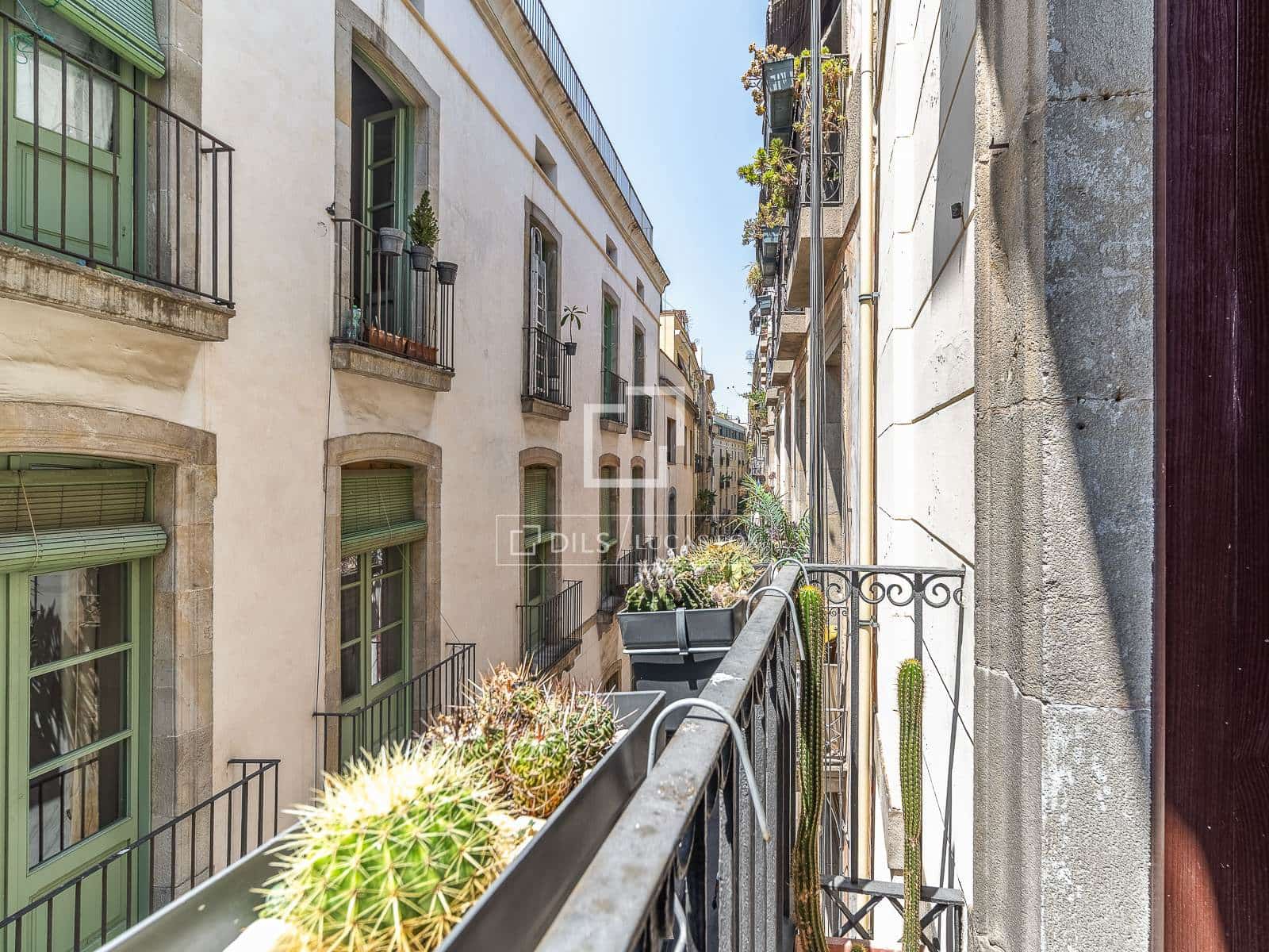 3 soveværelse Lejlighed til salg i Barcelona by - € 860.000 (Ref: 9961600)