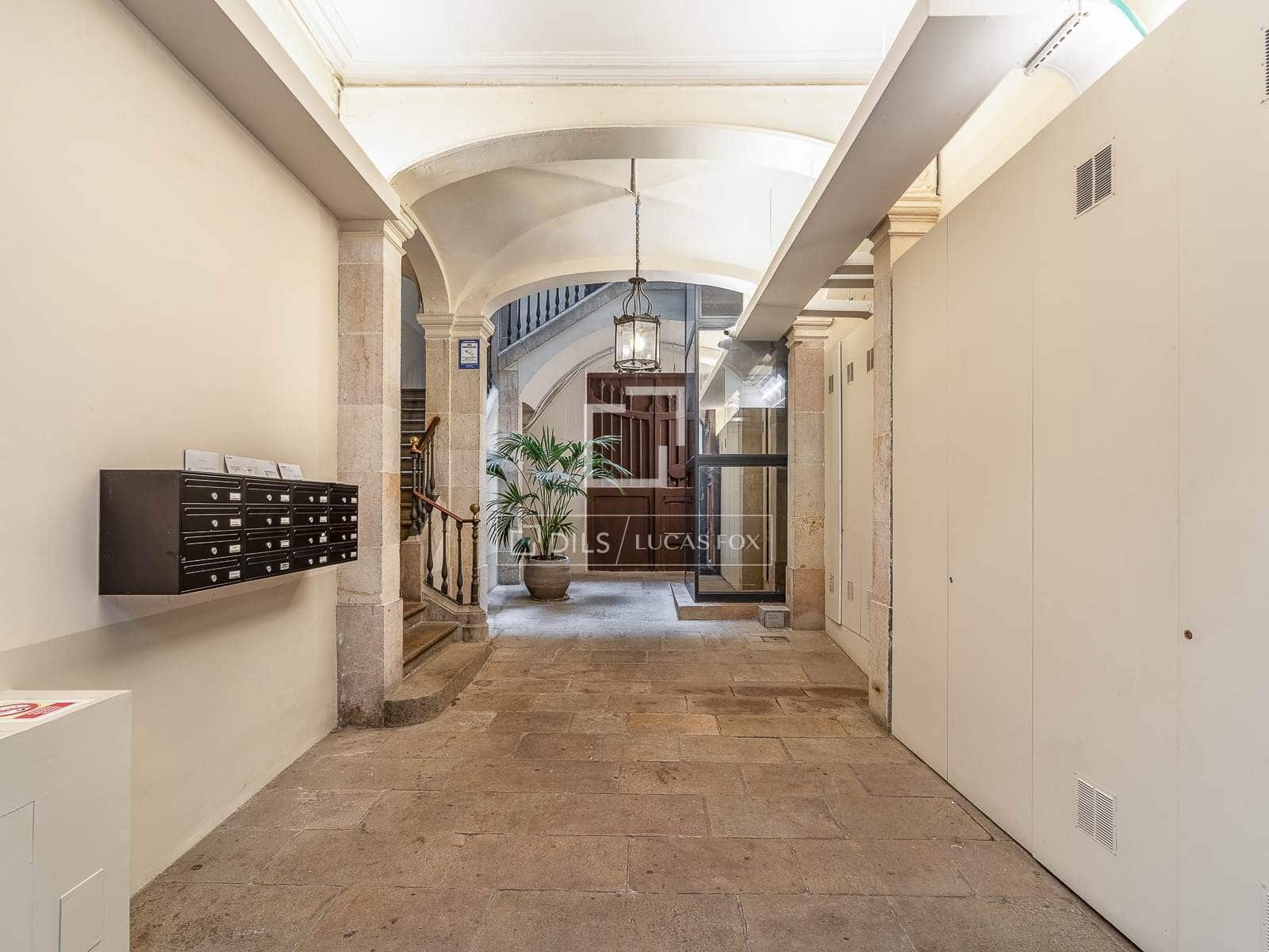 3 soveværelse Lejlighed til salg i Barcelona by - € 860.000 (Ref: 9961600)