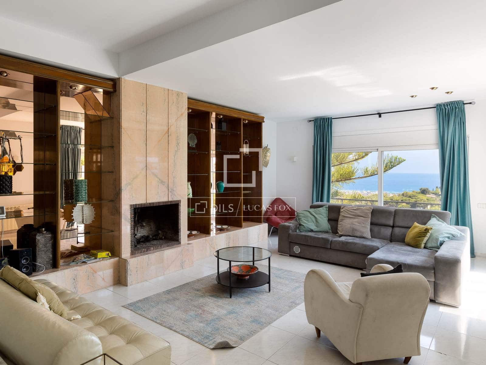 6 chambre Villa/Maison à vendre à Premia de Dalt avec piscine garage - 990 000 € (Ref: 9961601)