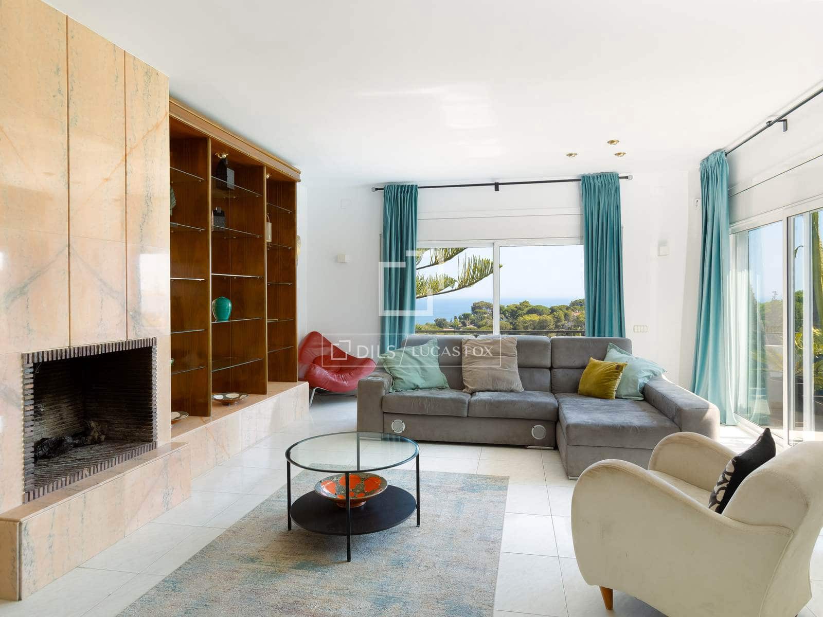 6 chambre Villa/Maison à vendre à Premia de Dalt avec piscine garage - 990 000 € (Ref: 9961601)